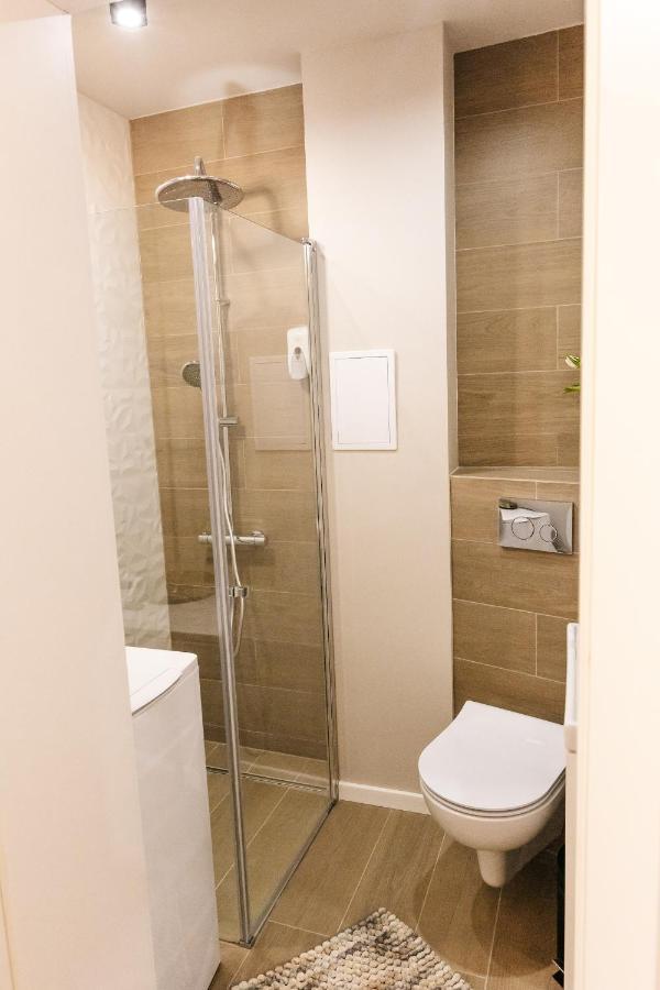 Dekart Centrum Apartments Варшава Екстериор снимка