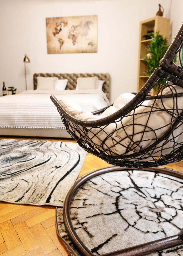 Dekart Centrum Apartments Варшава Екстериор снимка
